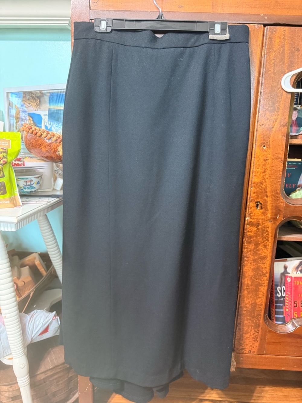 J Peterman Black 100% Wool Midi Flare Skirt Size 16 Large Preppy Old Money